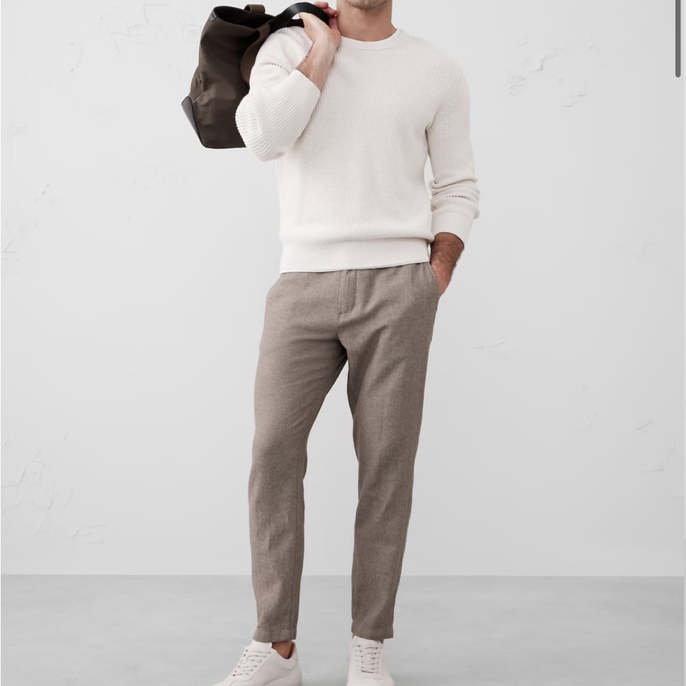Banana Republic Men's Athletic Linen Blend Pants